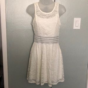 Rue21 White Floral Dress Size Small.
